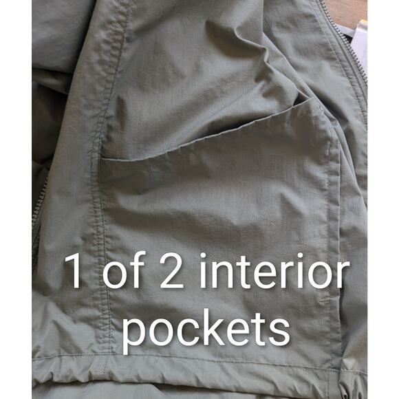 IZOD Golf Mens Windbreaker Jacket Large Green Hooded Multi Pocket Lightweight - Picture 9 of 11